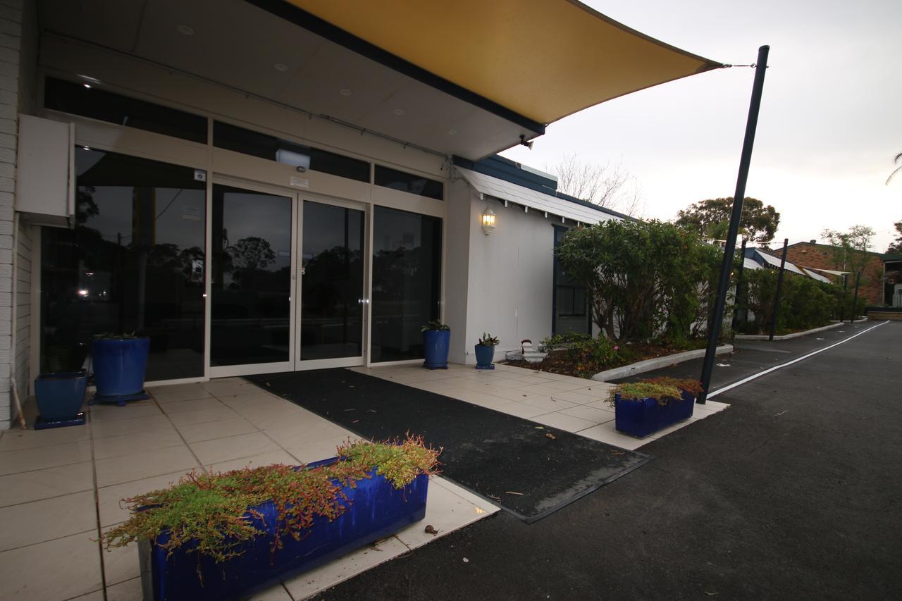 Lake Munmorah Motel Exterior foto